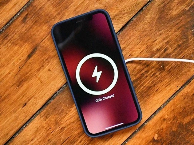 华州苹果手机维修分享iPhone 12可以随便充电吗 